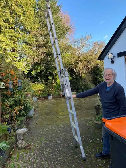 Photo of free Aluminium ladder (Heath and Reach LU7) #3