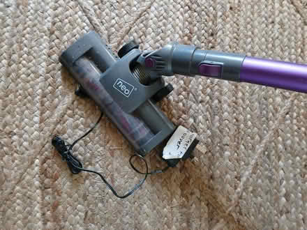 Photo of free Cordless Vacuum Cleaner (Wigginton OX15) #3