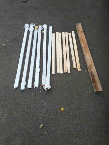 Photo of free Plywood 6mm and wooden planks (Farnborough GU14) #2