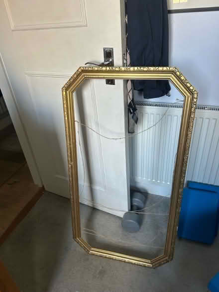 Photo of free Frame (N8 9lp) #2