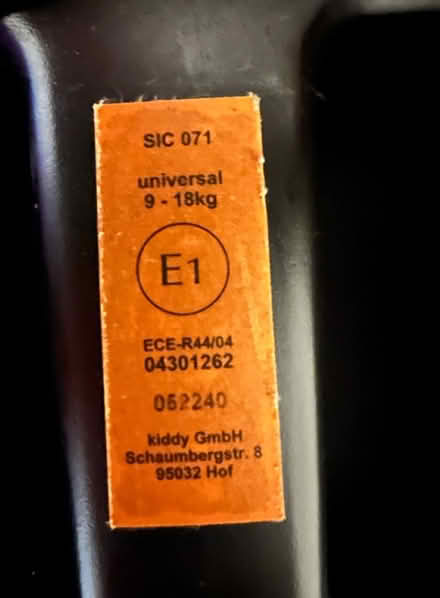 Photo of free Car seat (BN7) #3