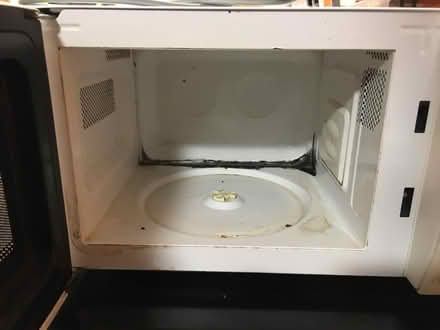 Photo of free White Working Microwave (Liverpool L6) #2