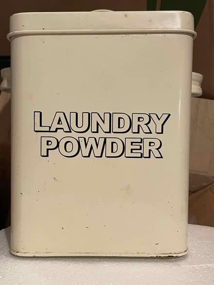 Photo of free BS30 Tin for washing powder/pods (The Batch) #1