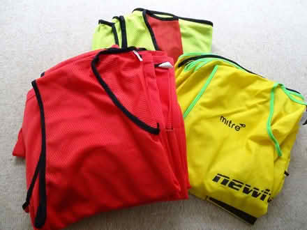 Photo of free Sports bibs (CO13) #1