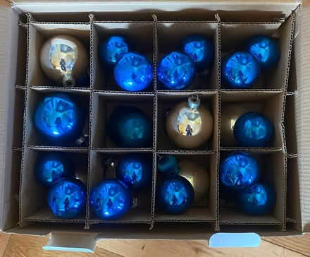 Photo of free Christmas decorations (Perrysburg) #2