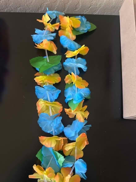 Photo of free ~50 Hawaiian leis (North Los Altos) #2