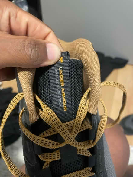 Photo of free Under Armour Men’s Hiking Books (Bed Stuy) #3