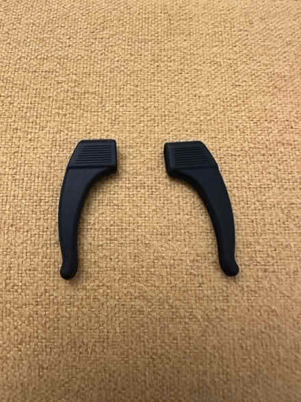 Photo of free Silicone behind-ear glasses grips (OX3 8TG) #2