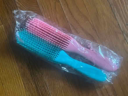 Photo of free Two detangling brushes (Kingsbridge, The Bronx) #1