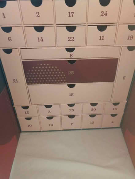 Photo of free Empty beauty advent calender (yapton) #2