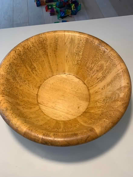 Photo of free Large wooden salad bowl (Battlefield, Glasgow) #2