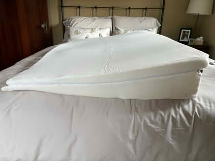Photo of free Wedge bed pillow queen (Oradell, NJ) #2