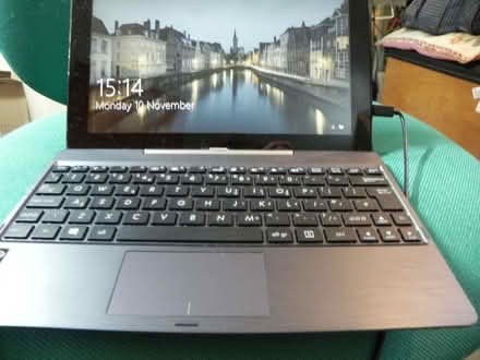 Photo of free Asus T100 laptop (Misterton DN10) #3