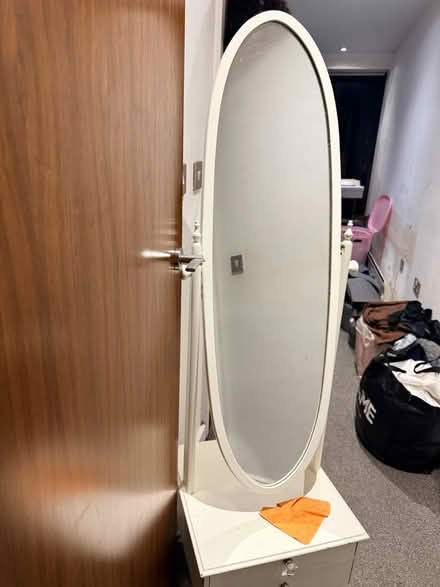 Photo of free Vintage Dressing Mirror (Bradford BD1) #1