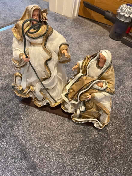 Photo of free Festive nativity figured (UpperHale GU9) #1