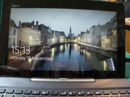 Photo of free Asus T100 laptop (Misterton DN10) #4