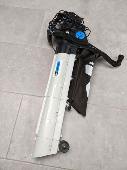 Photo of free Leaf vacuum machine (Cutteslowe OX2) #3