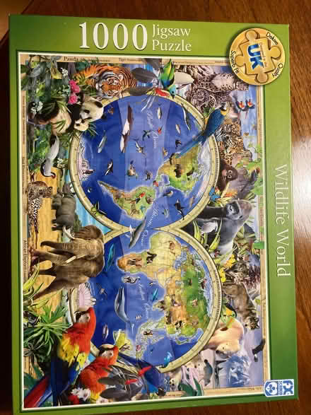 Photo of free 1,000 piece jigsaw puzzle (Goldsworth Park GU21) #1