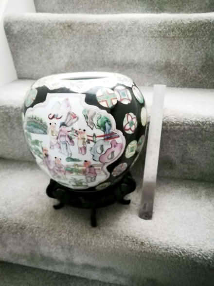 Photo of free 19th Century Chinese melon vase & stand (Brookvale RG21) #3