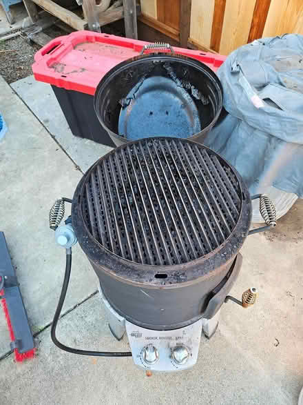 Photo of free Char-Broil Big Easy Smoker, Roaster (Union City near Logan High) #2