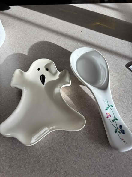 Photo of free Two Spoon Rests (Hillsborough--NE section) #1