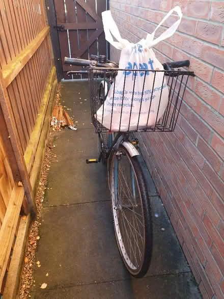 Photo of free Ladies bike NEEDS ATTENTION (Taverham NR8) #2