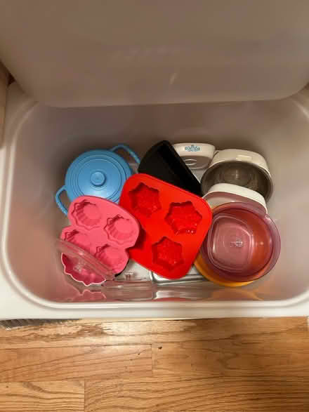 Photo of free IKEA kids kitchen and accessories (Land Park) #4