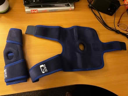 Photo of free 4 Knee Sleeves (High Bentham LA2) #3