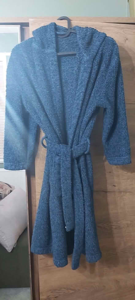 Photo of free dressing gown (Moseley B13) #1
