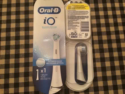 Photo of free 2 Oral-B iO Replacement Brush Heads (SW Hinsdale) #1