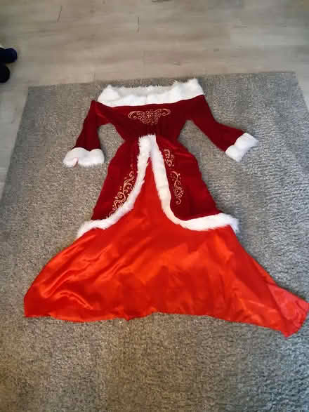 Photo of free Dress (Poole/Oakdale BH15) #1