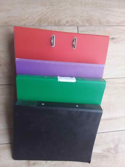 Photo of free 4 files (Bath Road, WR5) #1