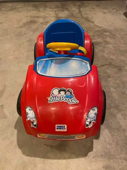 Photo of free Power Wheels car (Lawrence Expy and Hwy 280) #3