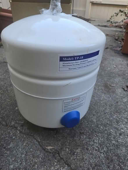 Photo of free RO tank and misc. fittings (Near Fremont High School) #1