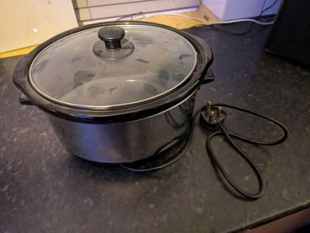 Photo of free Slow cooker (Chester CH2) #1