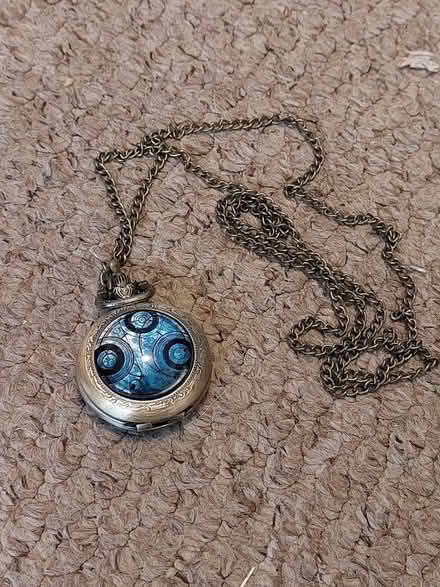Photo of free Dr Who watch on chain (Coley RG1) #1