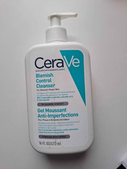 Photo of free CeraVe cleanser (Coley Ave Area RG1) #1
