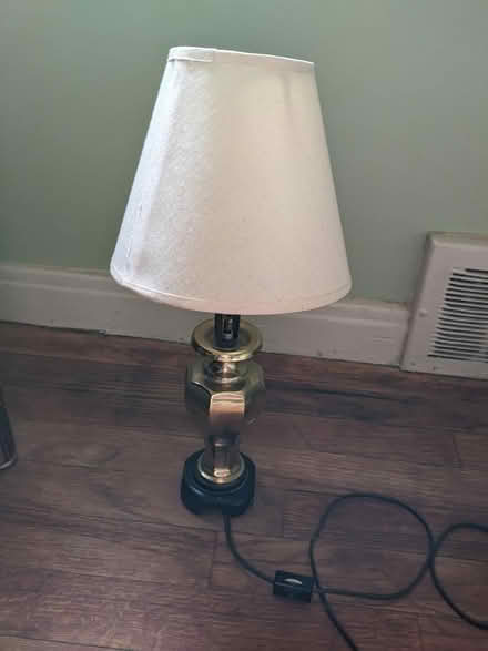 Photo of free Lamp (works, bulb NOT included!) (Ann Arbor Northwest Side) #1