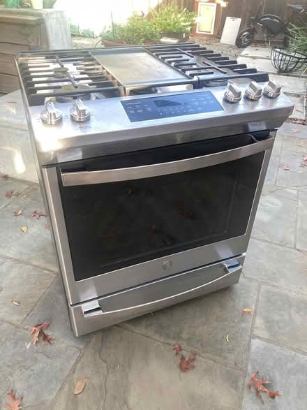 Photo of free GE JGS760 30" Slide-In Gas Range (Cherry Chase, Waverly Park) #1