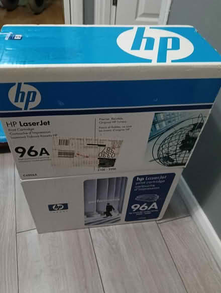 Photo of free Black toner 96A for HP printers (Swindon SN2) #3