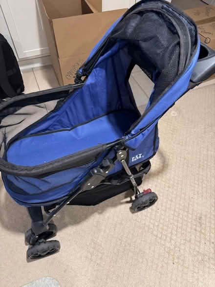 Photo of free Pet Gear stroller for cats/dogs (Logan Circle area) #2
