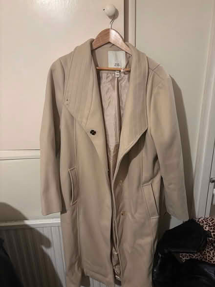 Photo of free Beige trench coat (AL1) #1