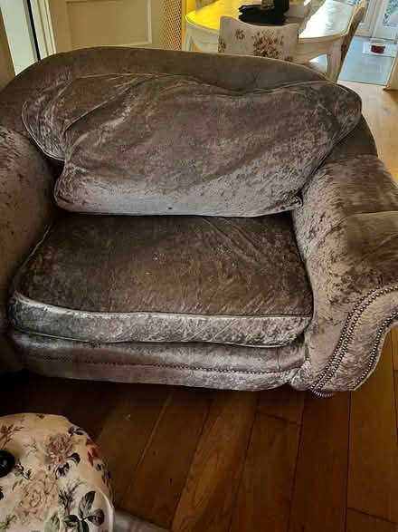 Photo of free Crushed velvet love seat (Wd3 3pd) #4