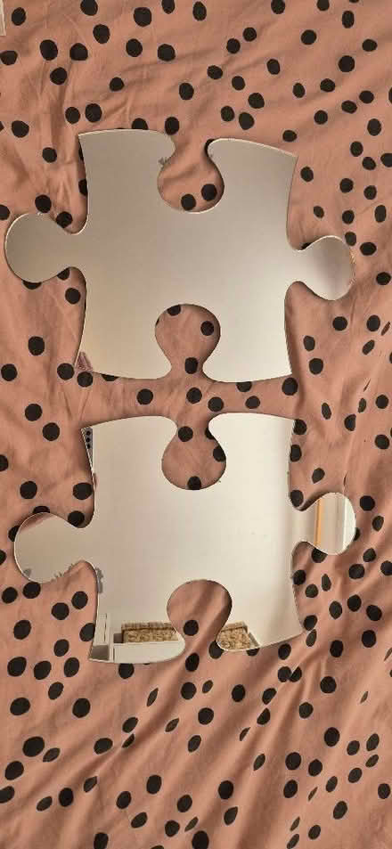 Photo of free 2 jigsaw shaped mirror effect tiles (Greaves LA1) #1