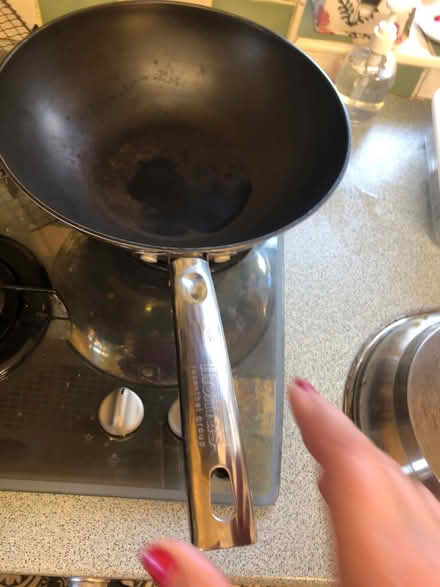Photo of free stir fry pan (Anstey LE7) #1