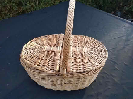 Photo of free Wicker picnic basket (Cambridge CB4) #1