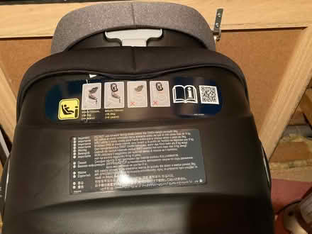 Photo of free Joie car seat & i-Base (AB32) #3