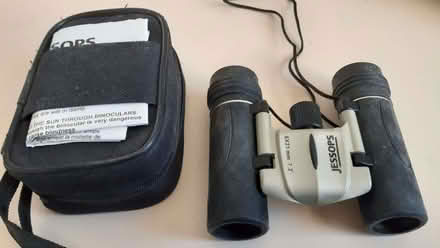 Photo of free Jessops 8x21 7.2 Degree Compact Binoculars (Newton Mearns G77) #2