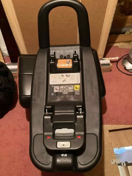 Photo of free Joie car seat & i-Base (AB32) #4