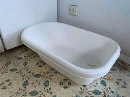 Photo of free Baby bath (West Molesey.) #1